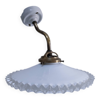 Applique en opaline, bronze, laiton et porcelaine, début XXème