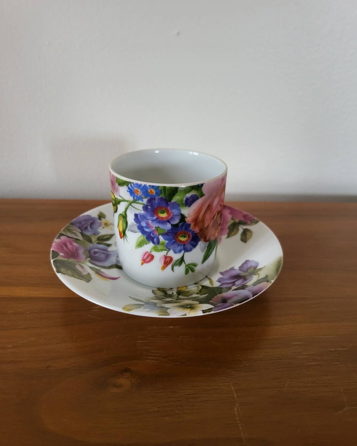 Porcelain Coffee Cup Bill Goldsmith Limoges "Victoria"