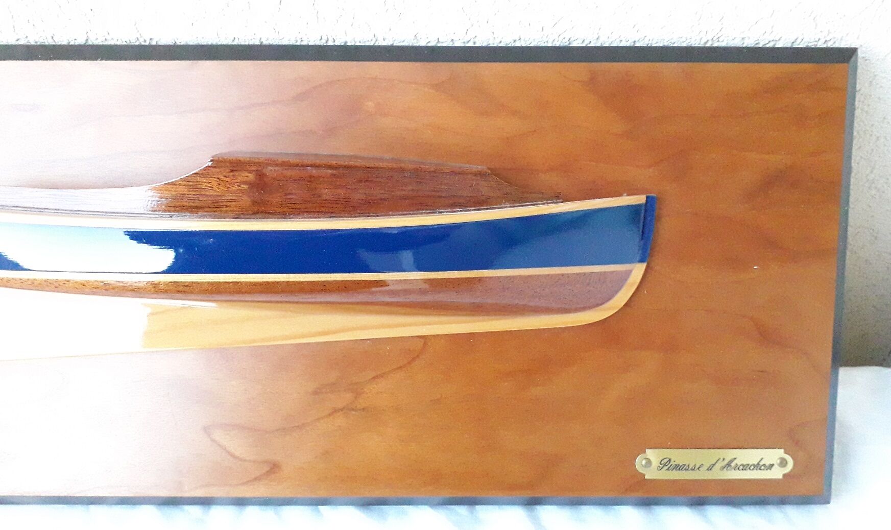 Maquette bateau demi-coque