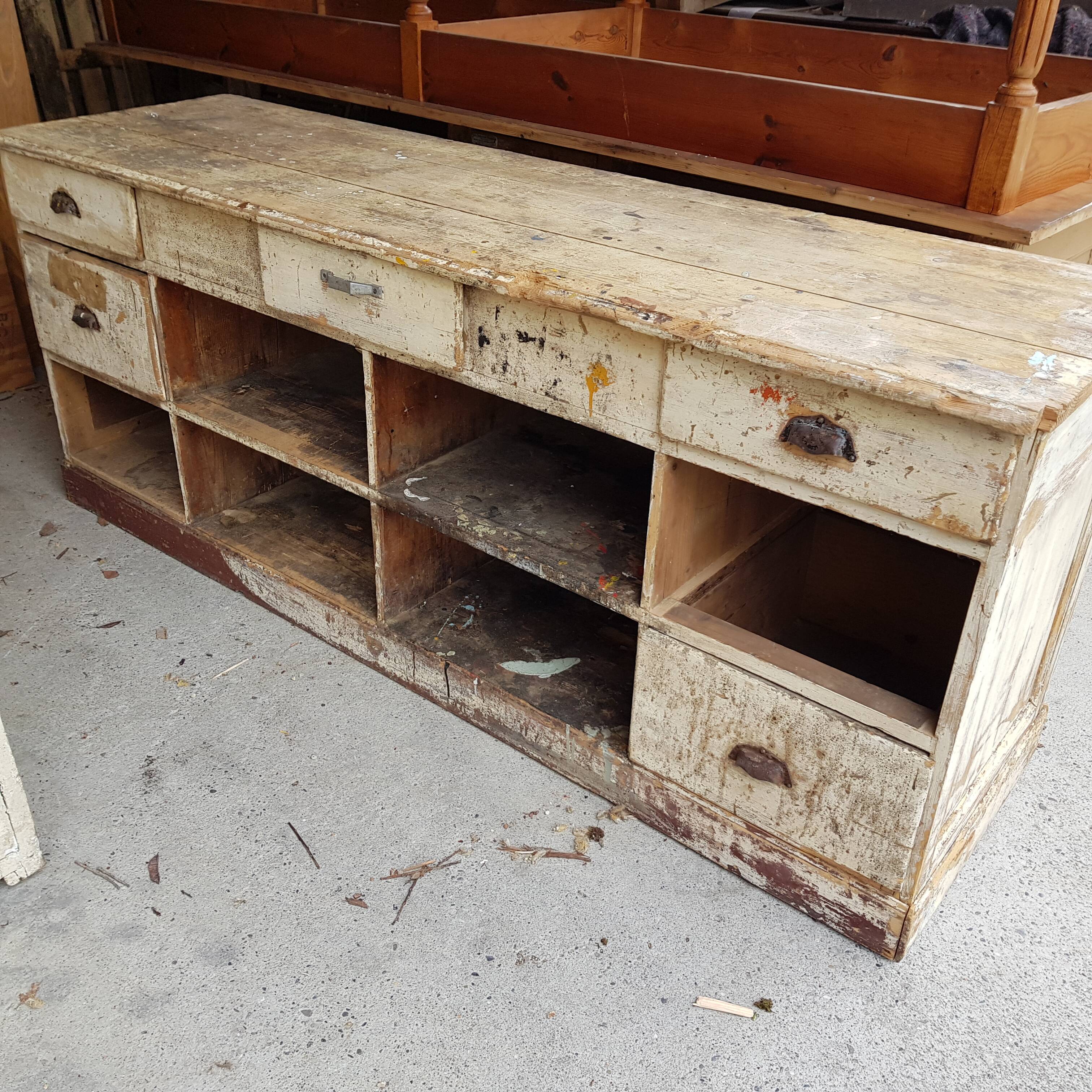 Counter trade furniture