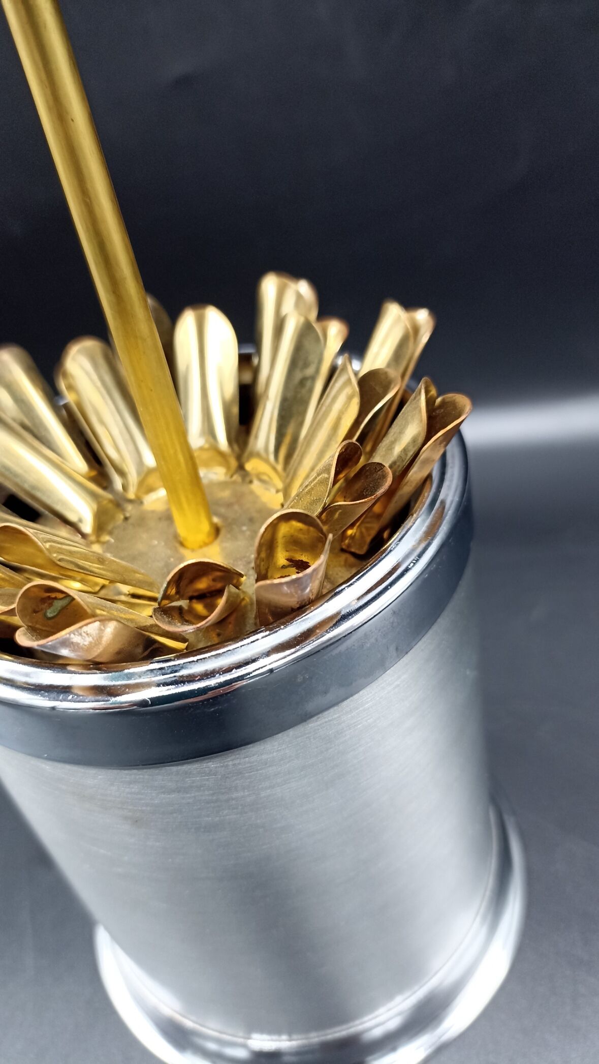 Vintage cigarette dispenser - fleur de lys