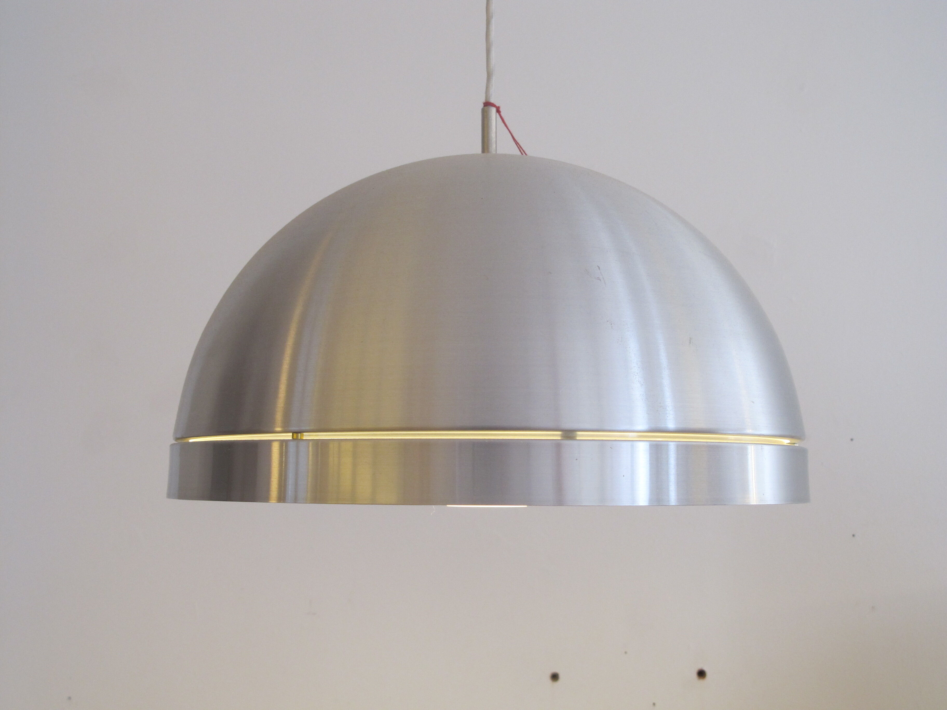 Suspension by Svend Middelboe