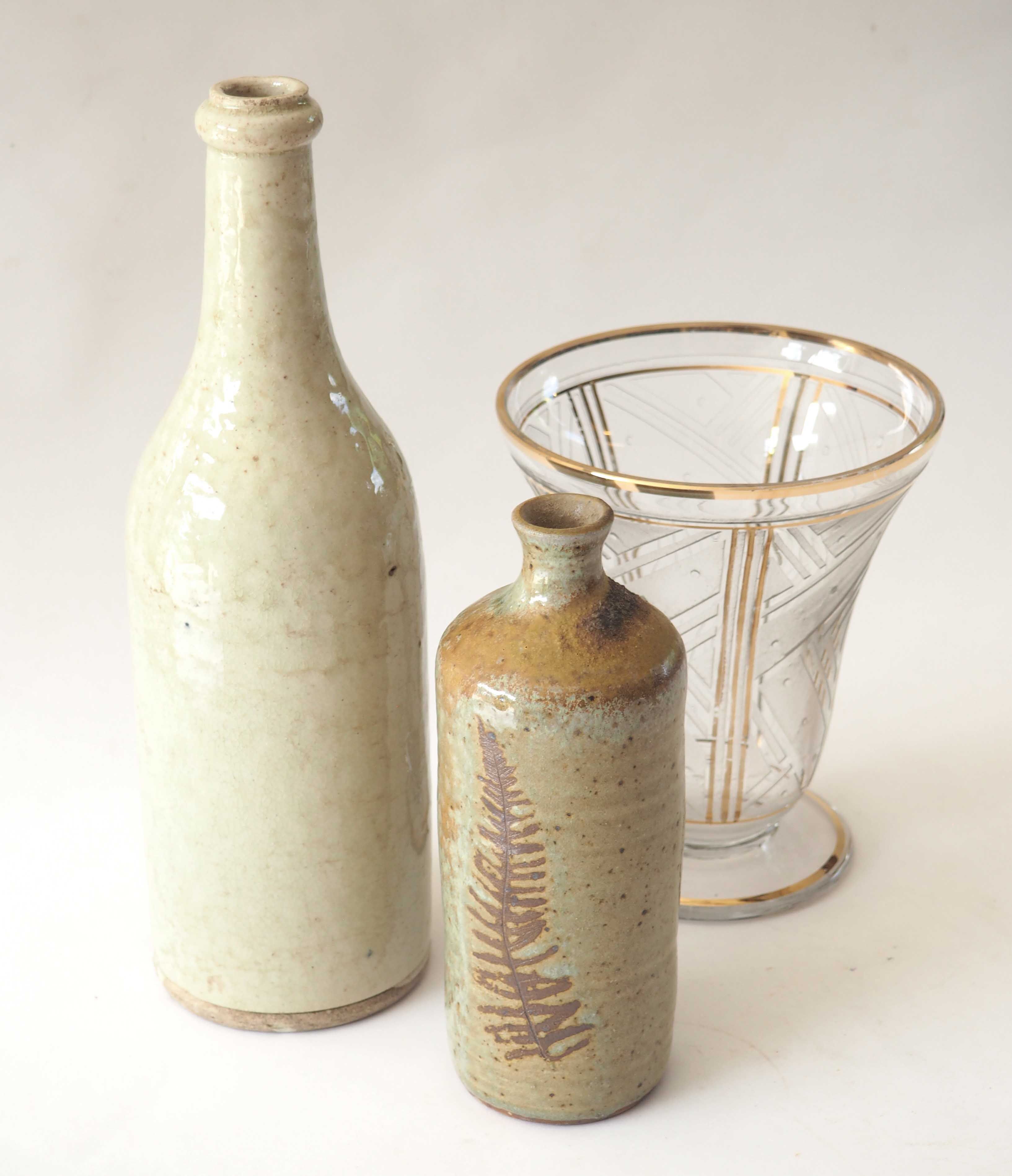 Leaf pattern stoneware bottle