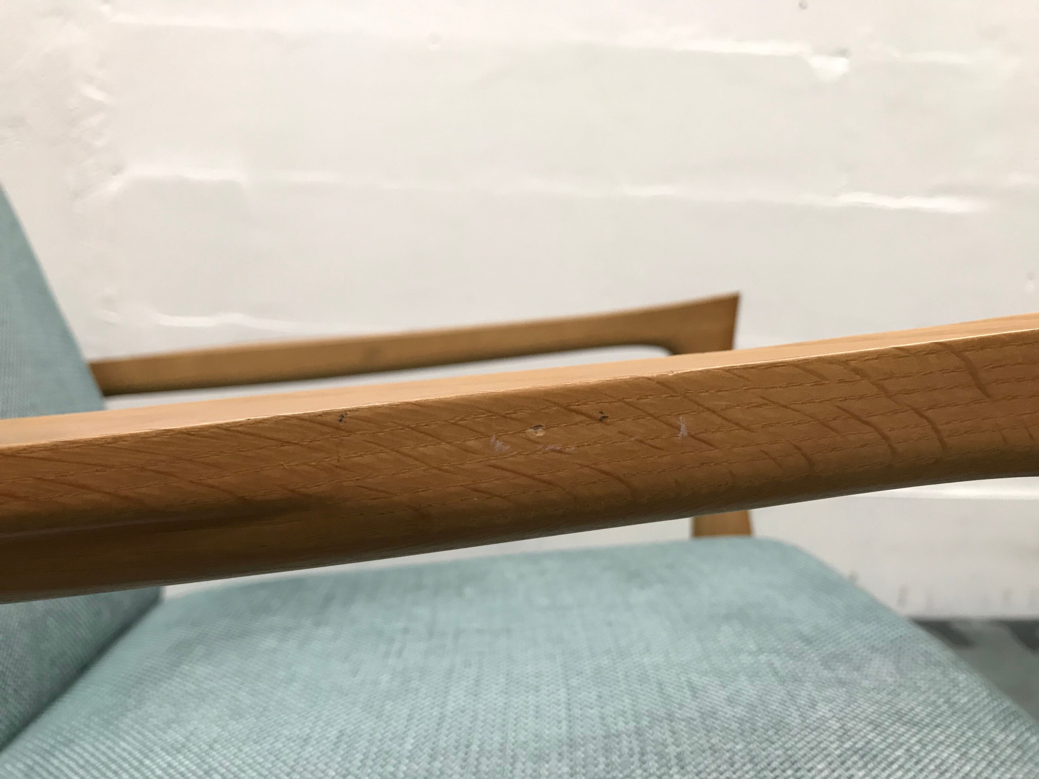 Floating zag celadon Red Edition chair