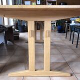 Table à manger en hêtre