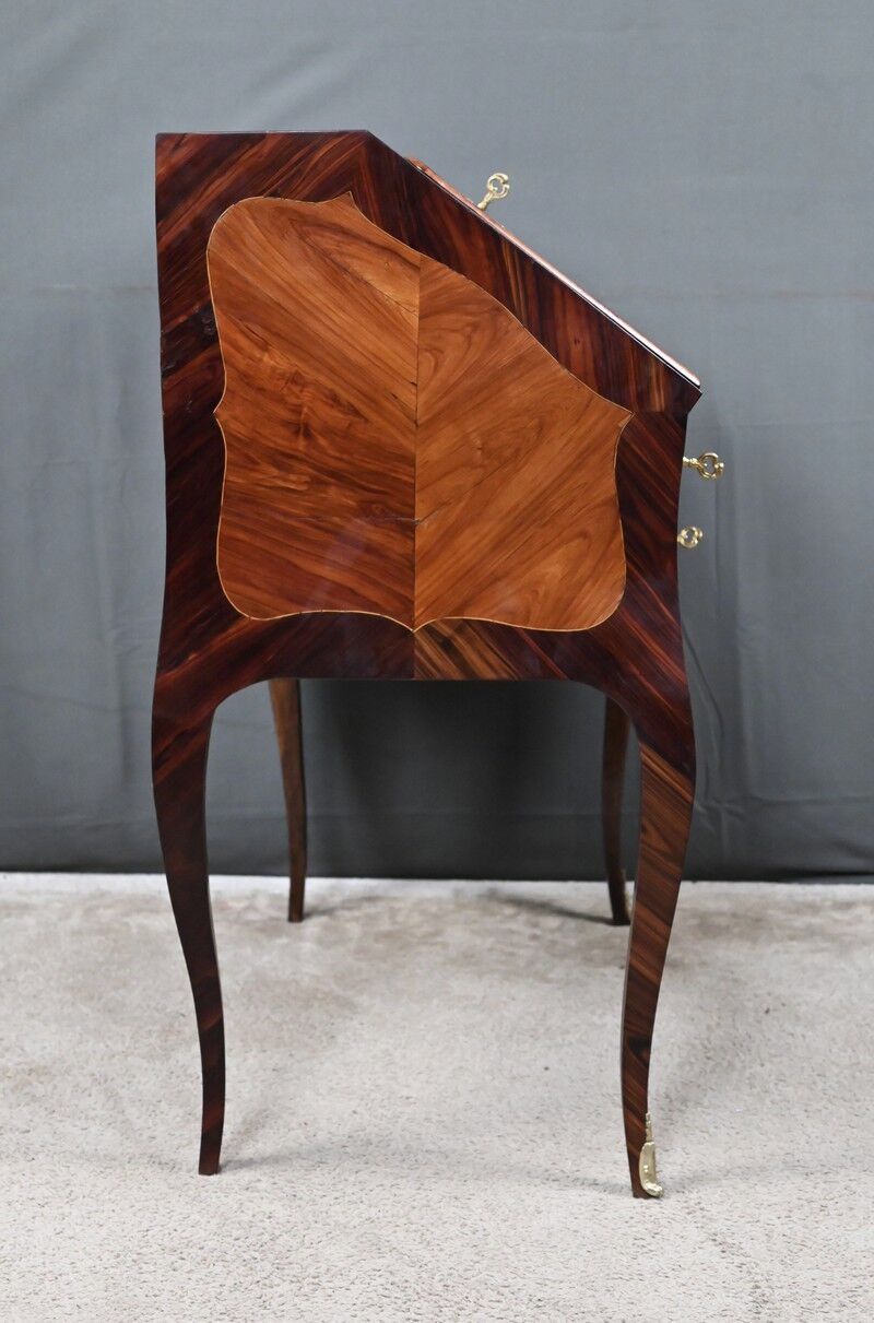 Slope desk in rosewood and rosewood marquetry, Louis XV – XVIII century