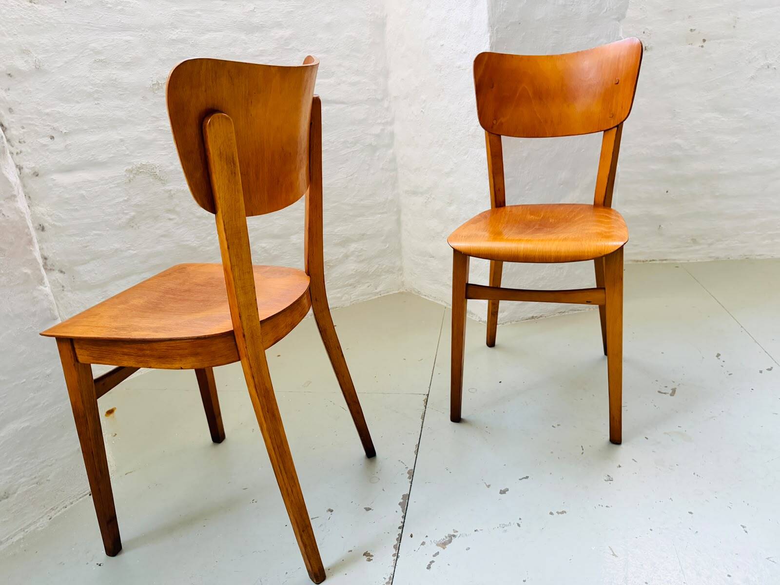 Thonet wooden chairs, 1960s – set of 20