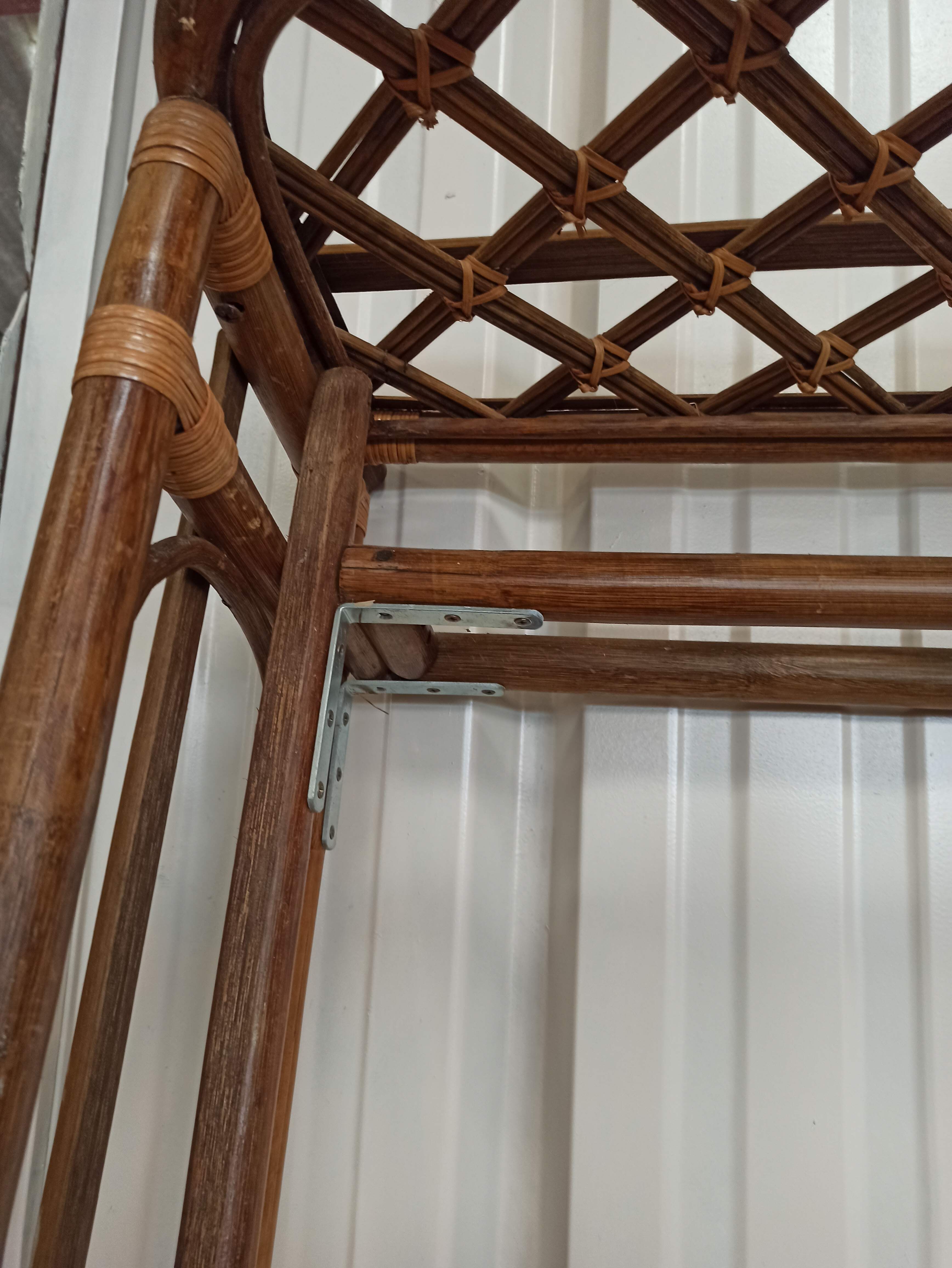 Rattan bamboo bed for one person