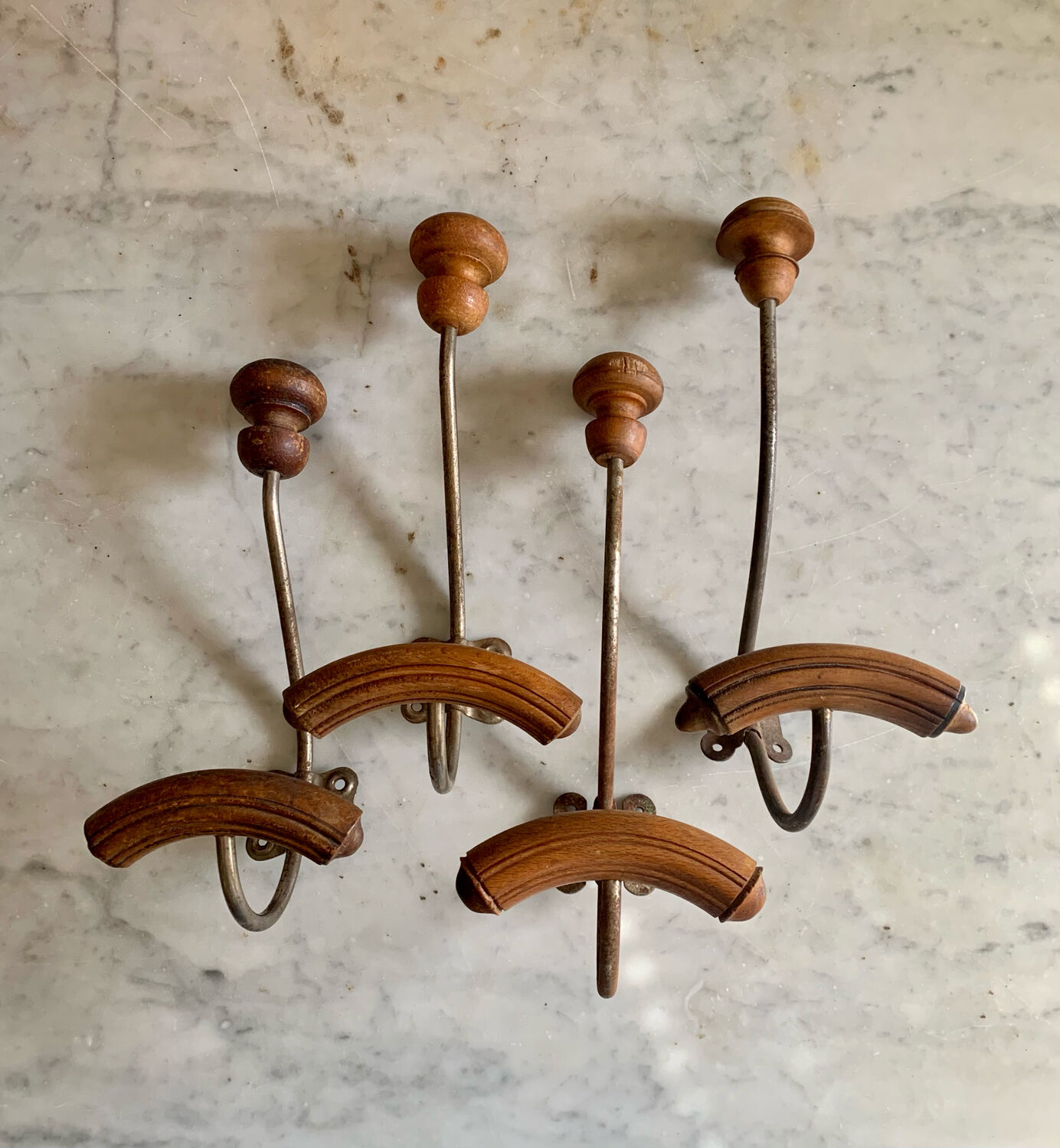 Set of 4 double hooks