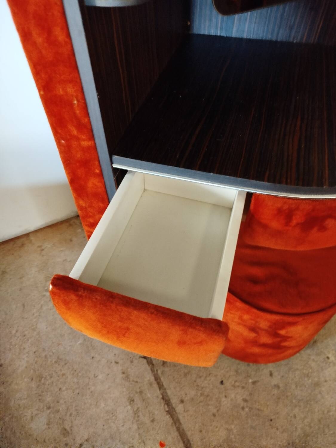 70s corner dressing table