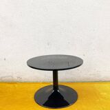 Designer coffee table – tulip base in resin and black lacquered plastic