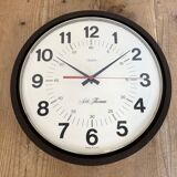 Vintage Brown Bakelite Wall Clock from Seth Thomas, 1980s
