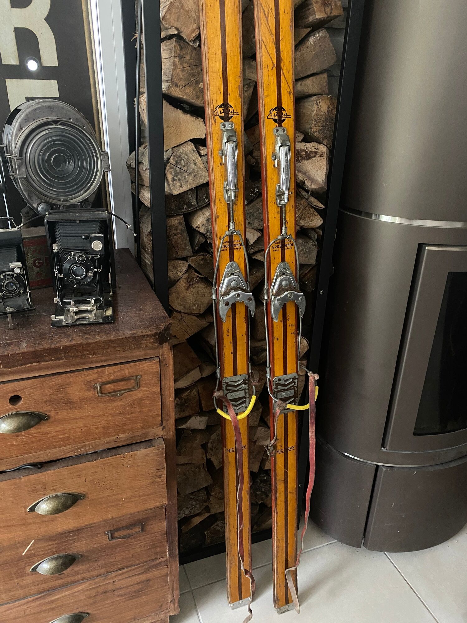 Paire de ski Rossignol Hickory vintage en bois