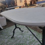 Table bistrot
