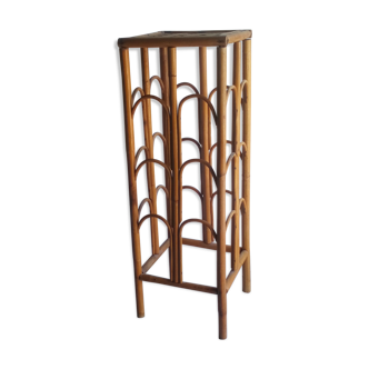 Rattan plant holder