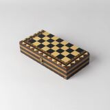 Foldable box chess set