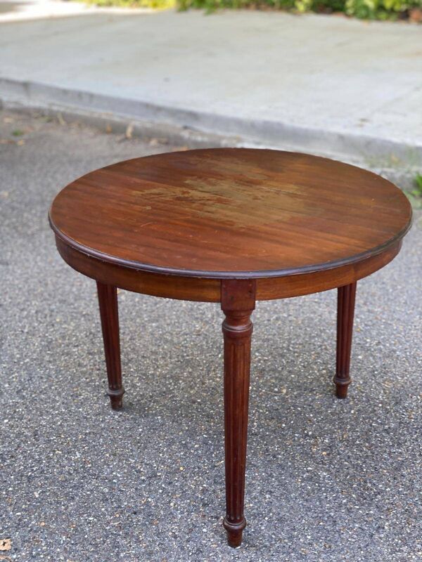 Table basse ronde vintage Louis XVI du 19ème table d'appoint