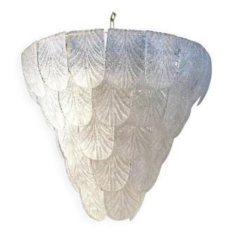 Elegant Italian White Graniglia Petals Murano Glass Chandelier