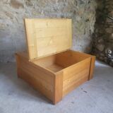 Les Arcs coffee table trunk