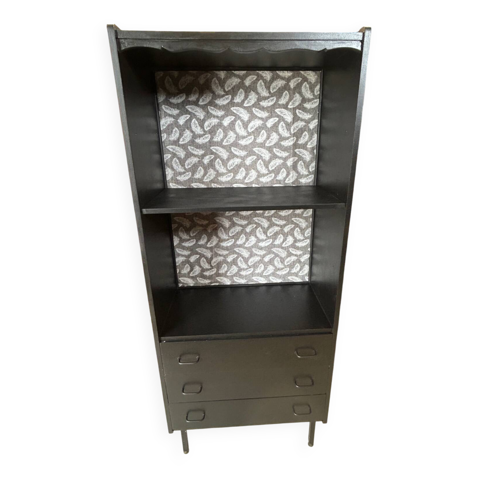 Refurbished display cabinet