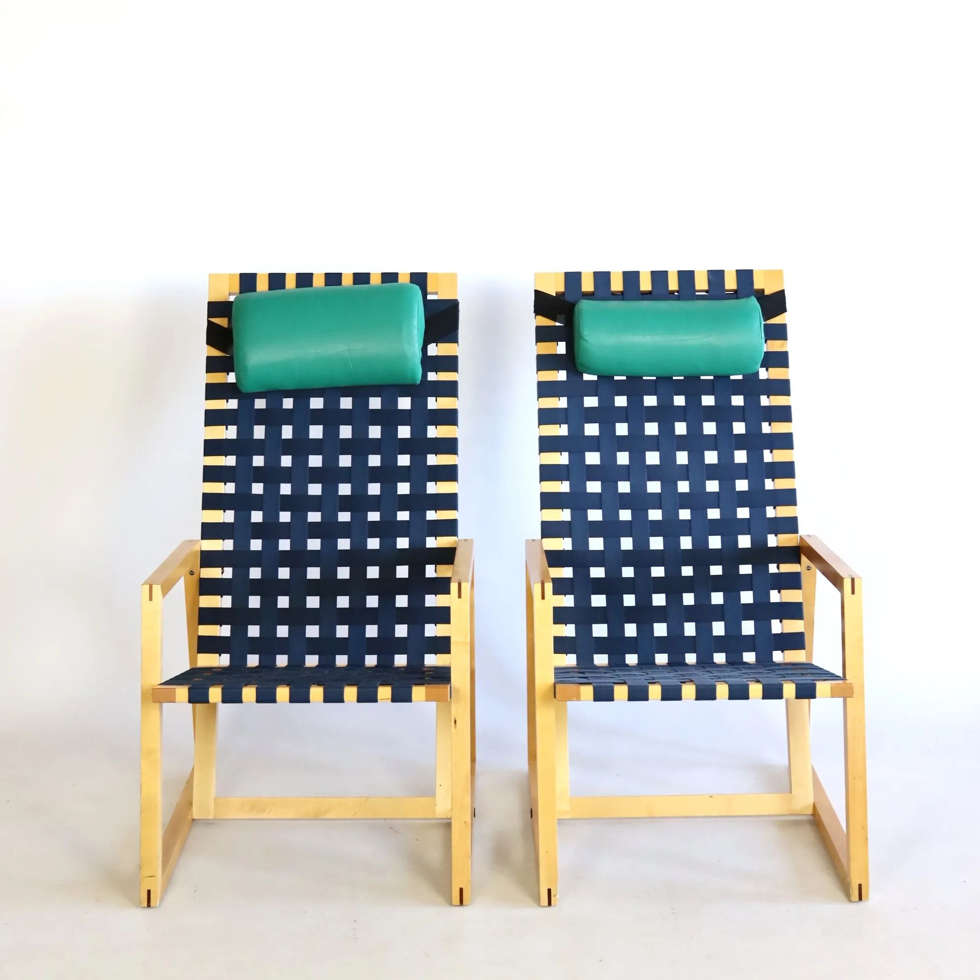 Paire de fauteuils « dozz »