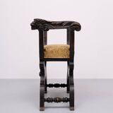 Tabouret victorien antique à décor de lions sculpté à la main, Hollande