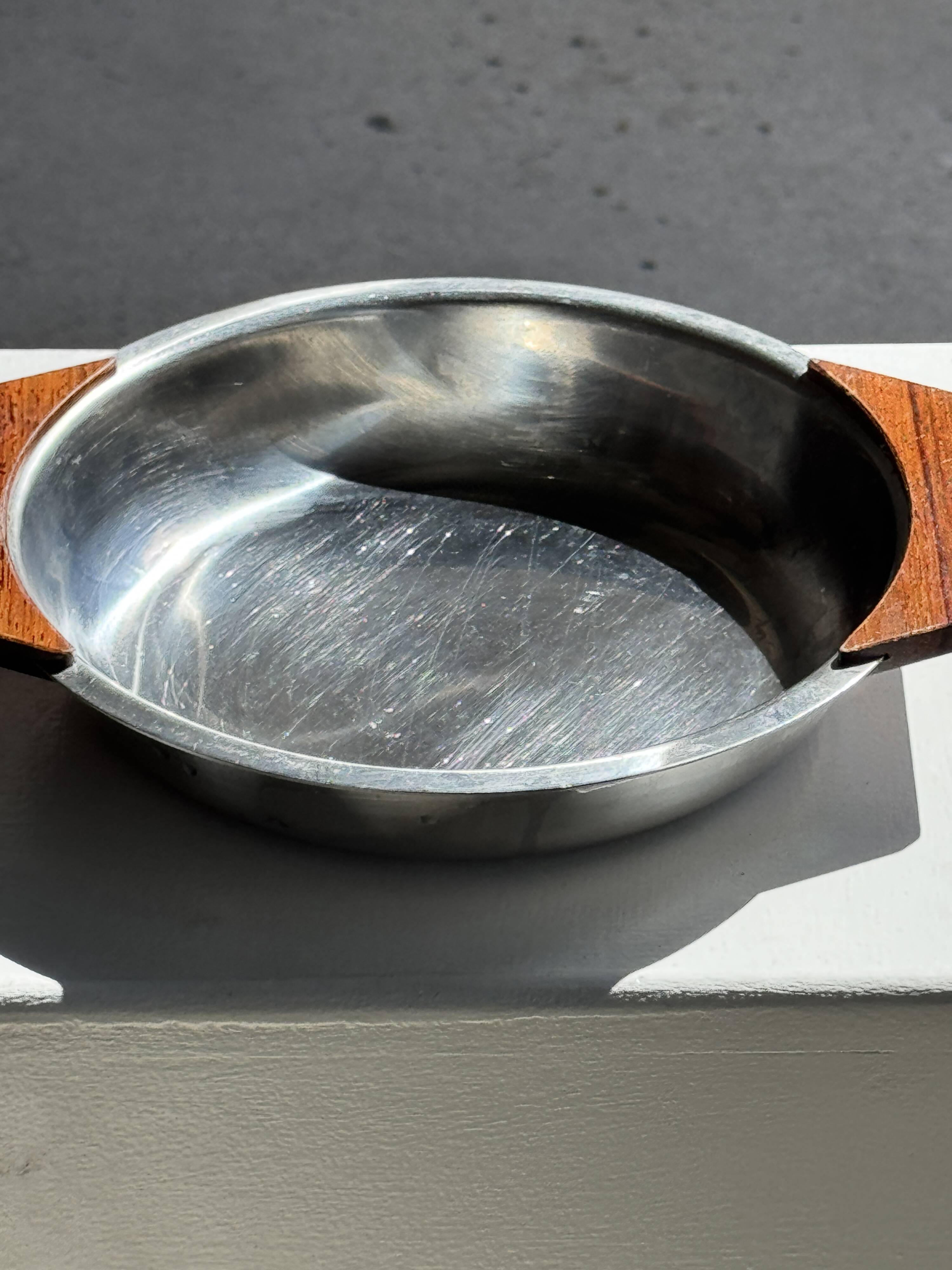 Shallow dish in stainless steel and wood H4 D20