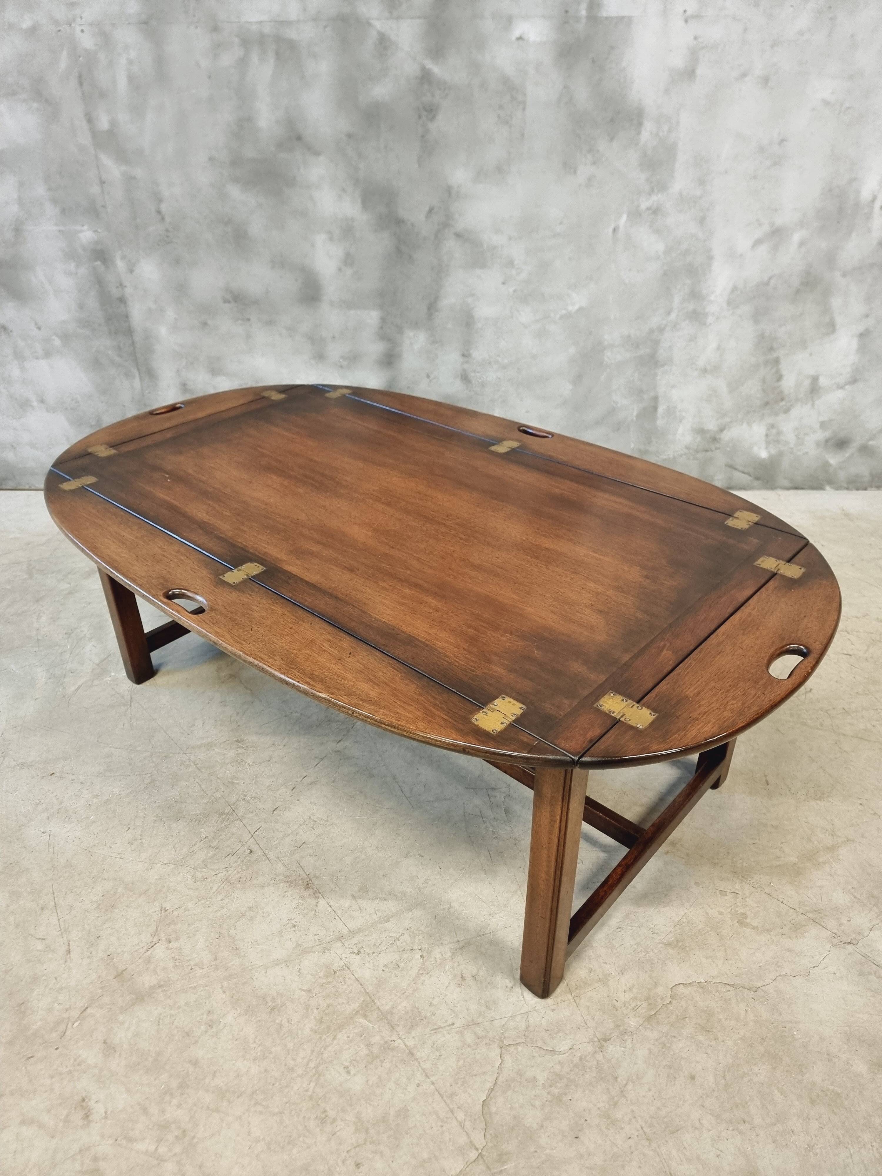 Vintage mahogany butler coffee table 90 x 145 cm
