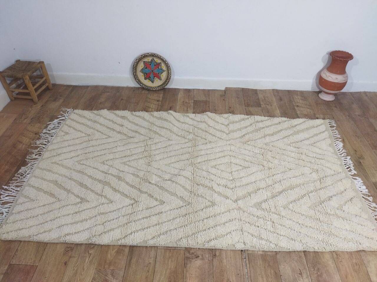Handmade wool Berber rug 240 X 135 CM