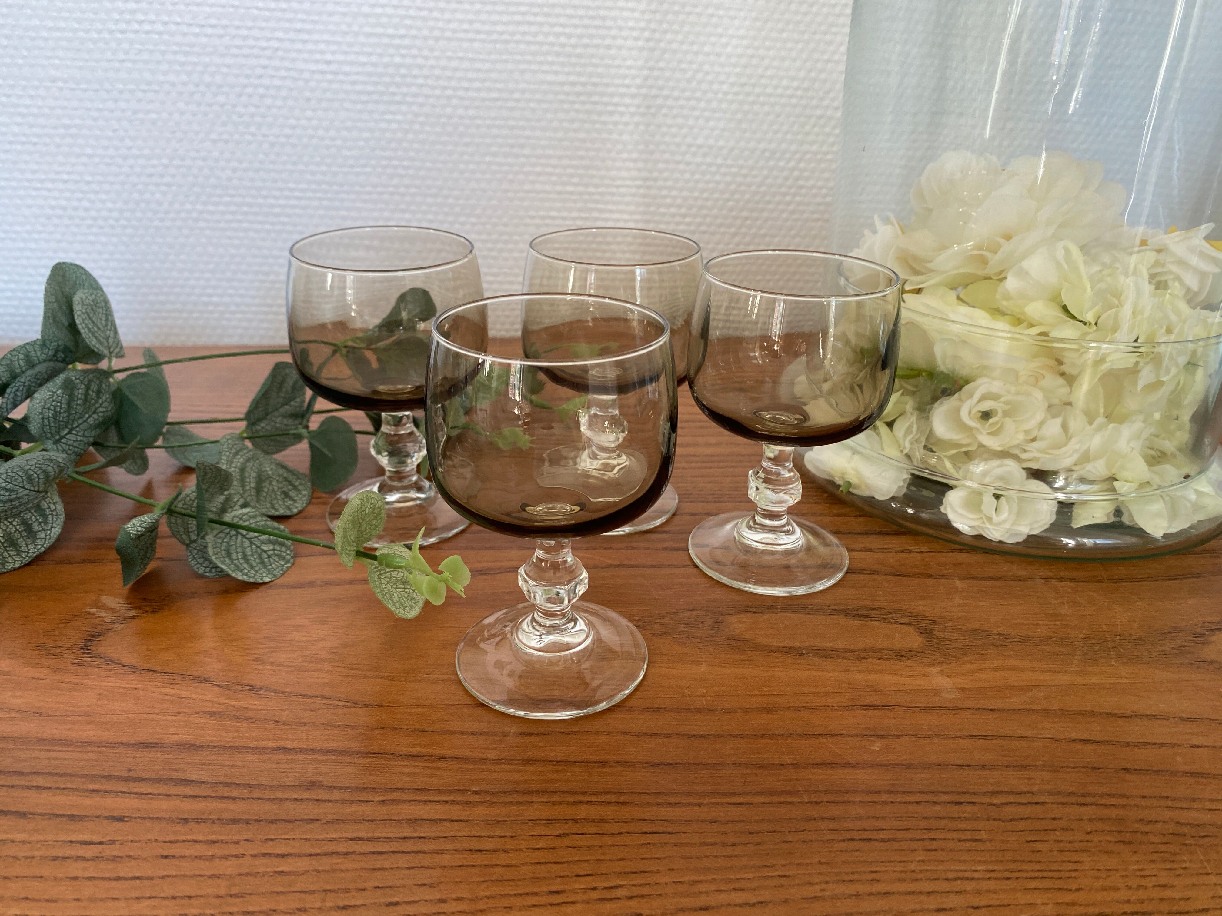 Set of 4 Luminarc wine glass model "Domaine"