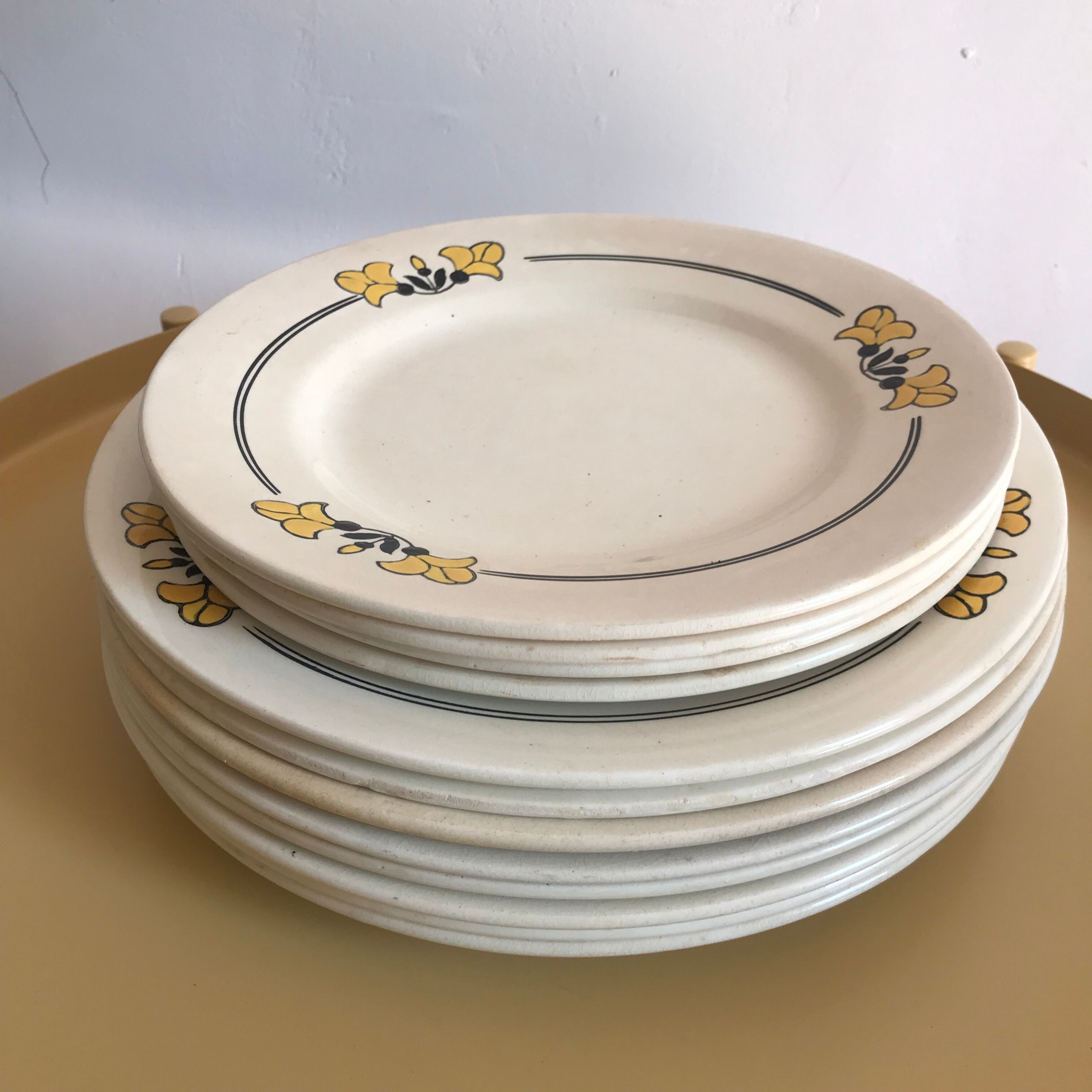 Flat plates and dessert plates Terre de Fer