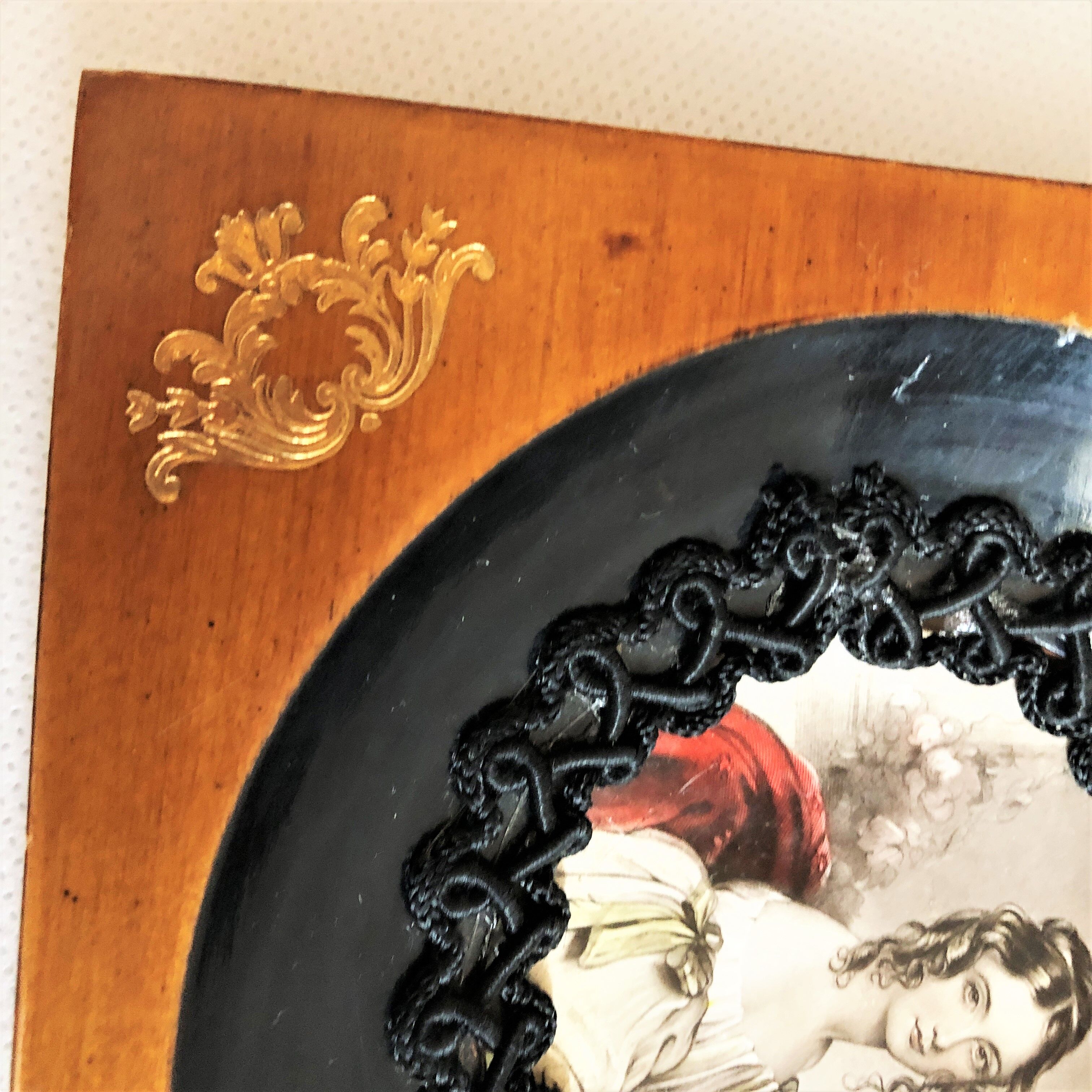 Wall frame portrait woman Empire style