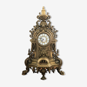 Decorative clock in Louis XIV style gold