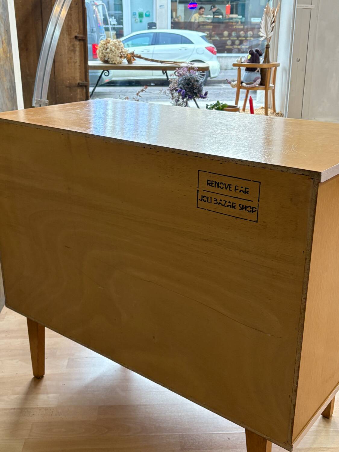 Commode en chêne & rose poudré