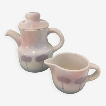 Teapot and jug