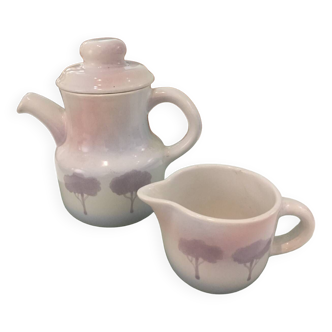 Teapot and jug