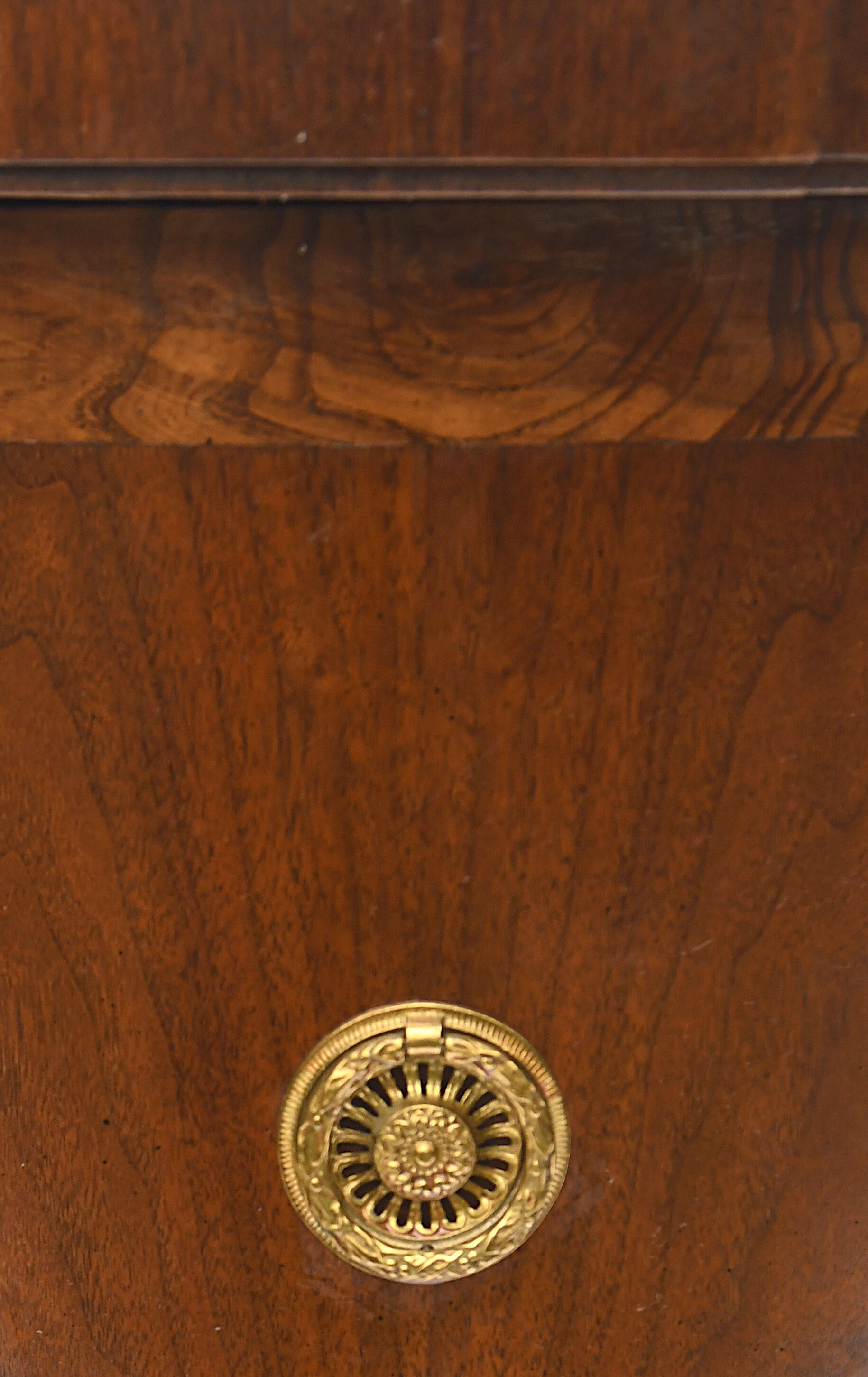 Round sideboard 1 door