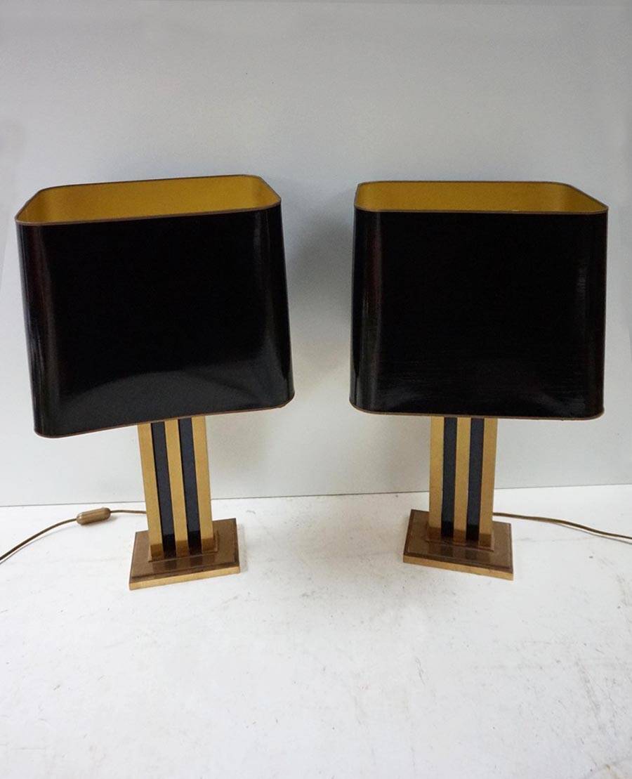 Paire de lampes de table JLB Hollywood Regency en laque noire et laiton doré, 1970s