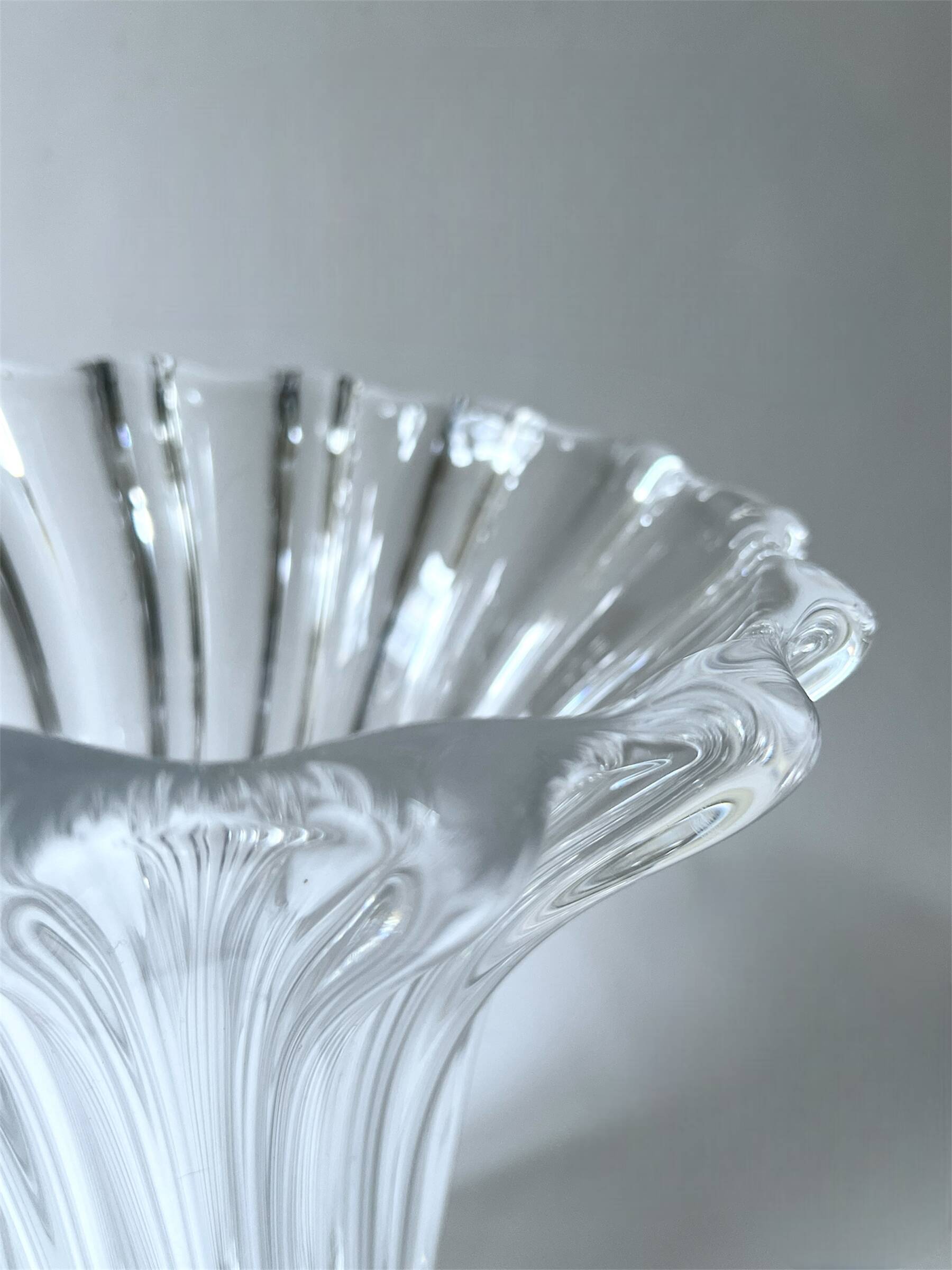 Large crystal vase from Vannes, French crystal factory, 1970