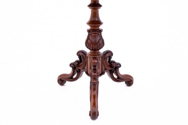 Antique card table from around 1870. After renovation.