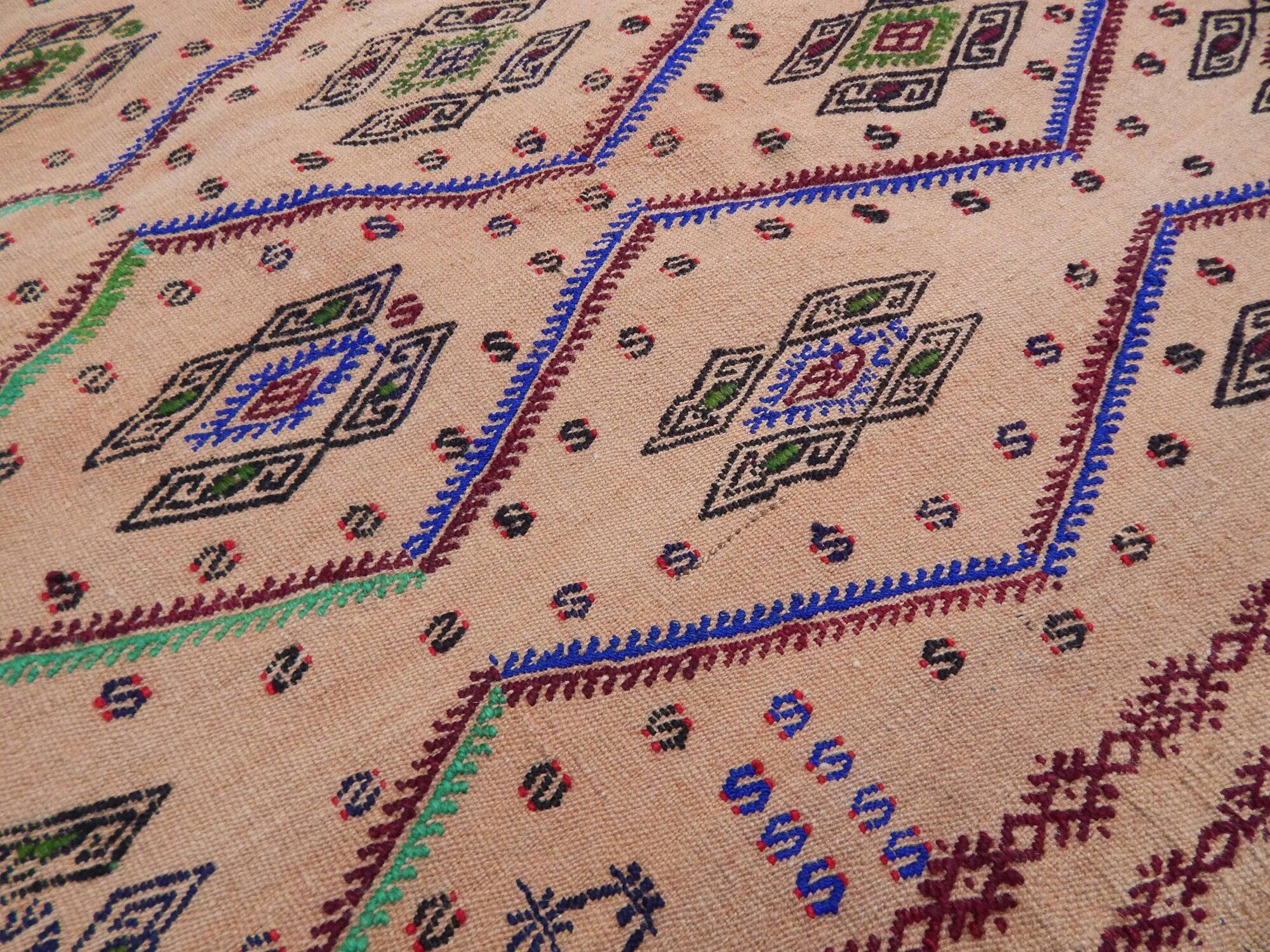 Vintage Turkish kilim, handwoven, 153x287 cm.