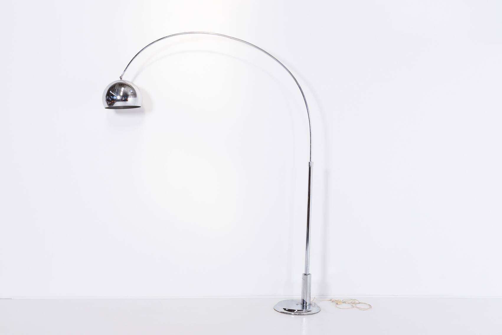 Lampadaire Arco Vintage Moderne, Italie