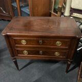 Louis XVI dresser