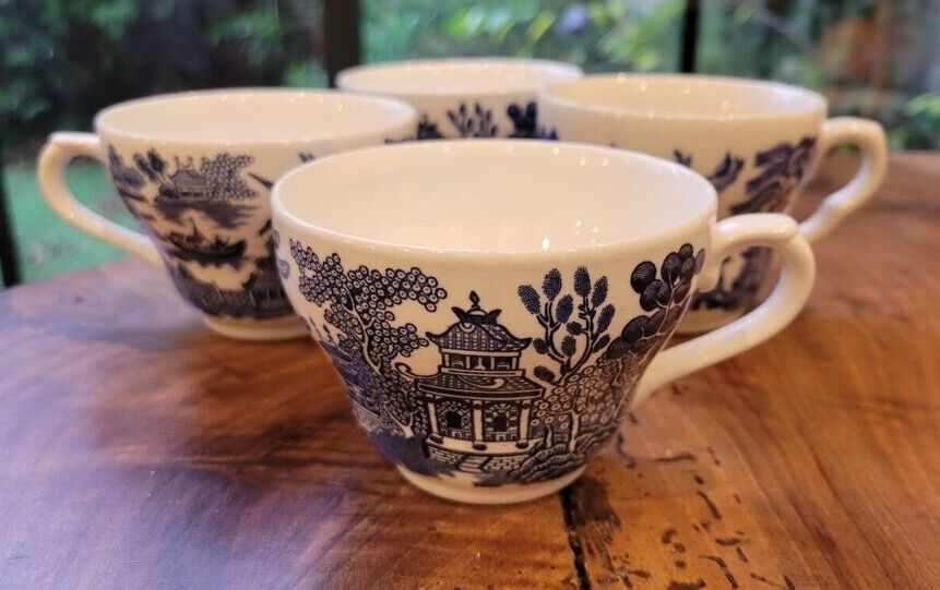 4 English porcelain cups
