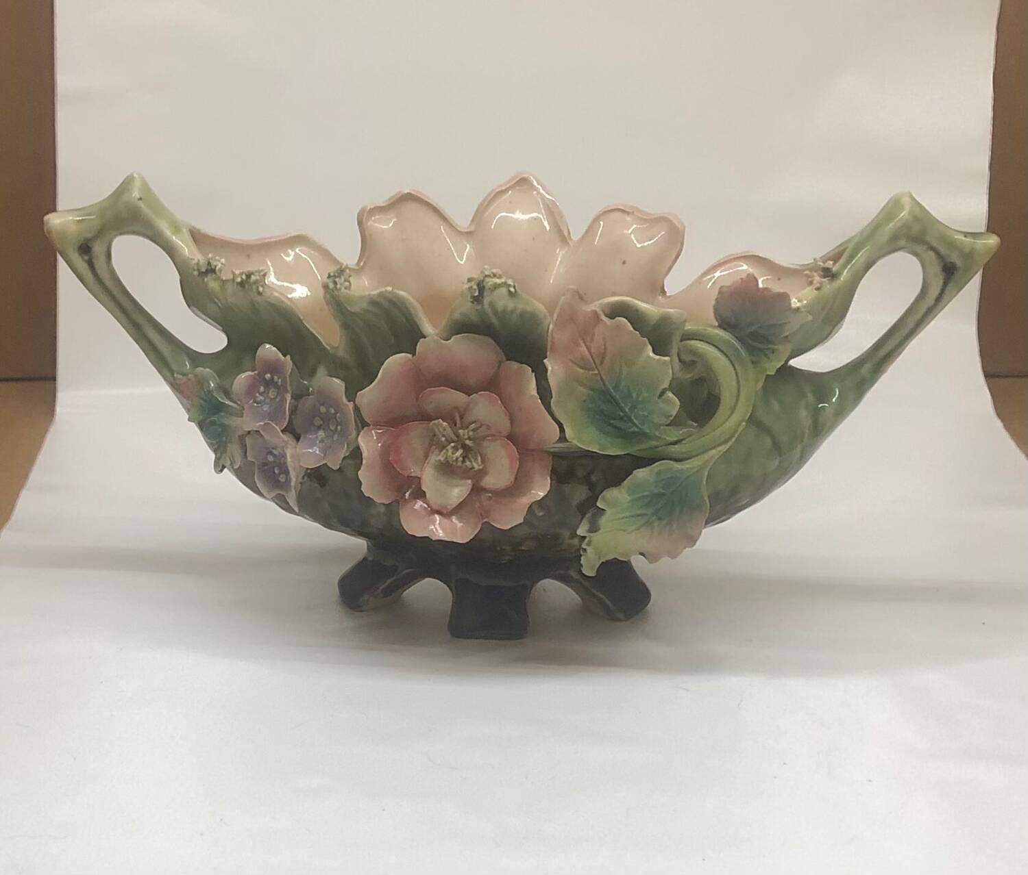 Flower slip planter vase 1900