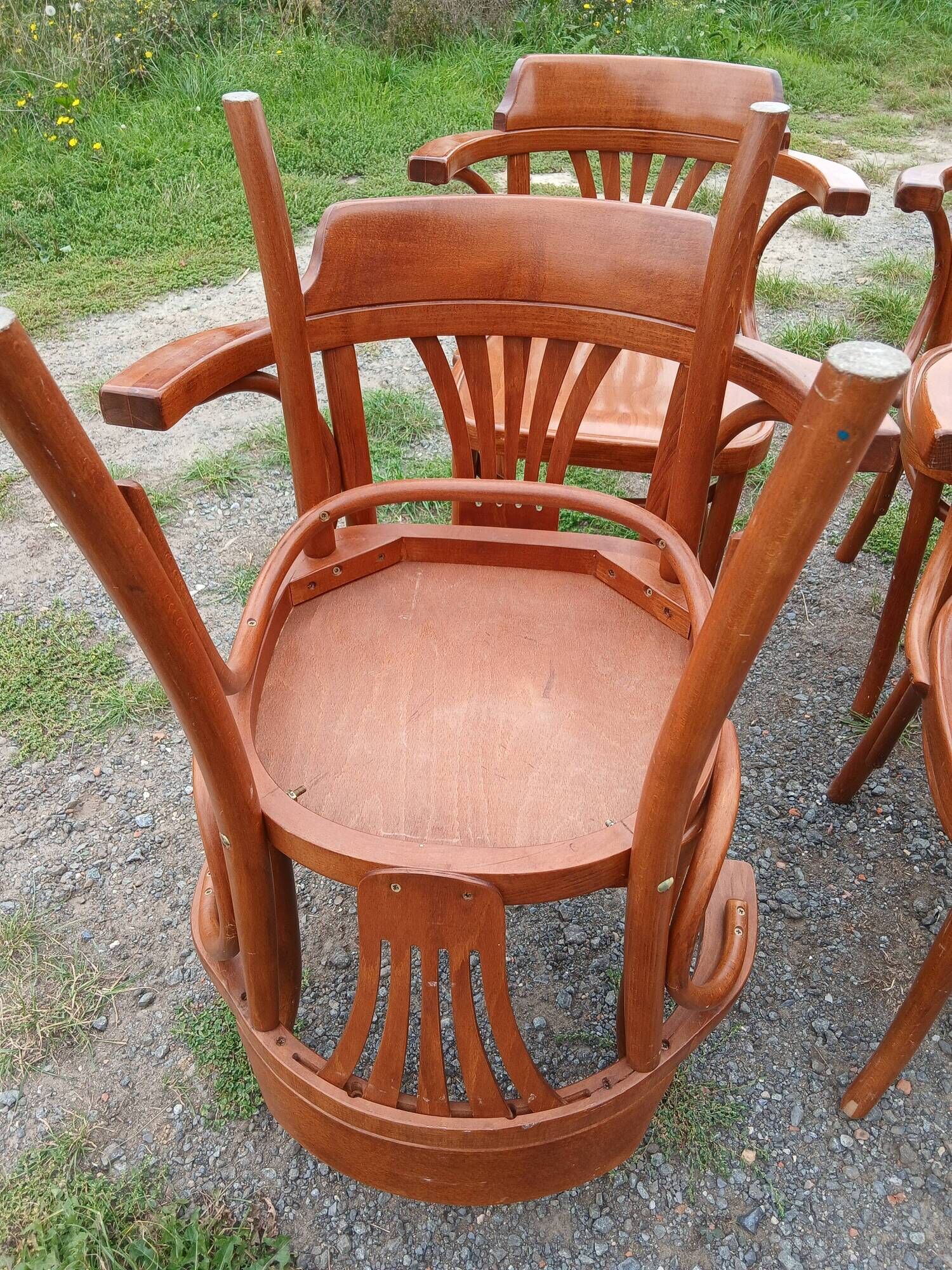Chaises de bistrot