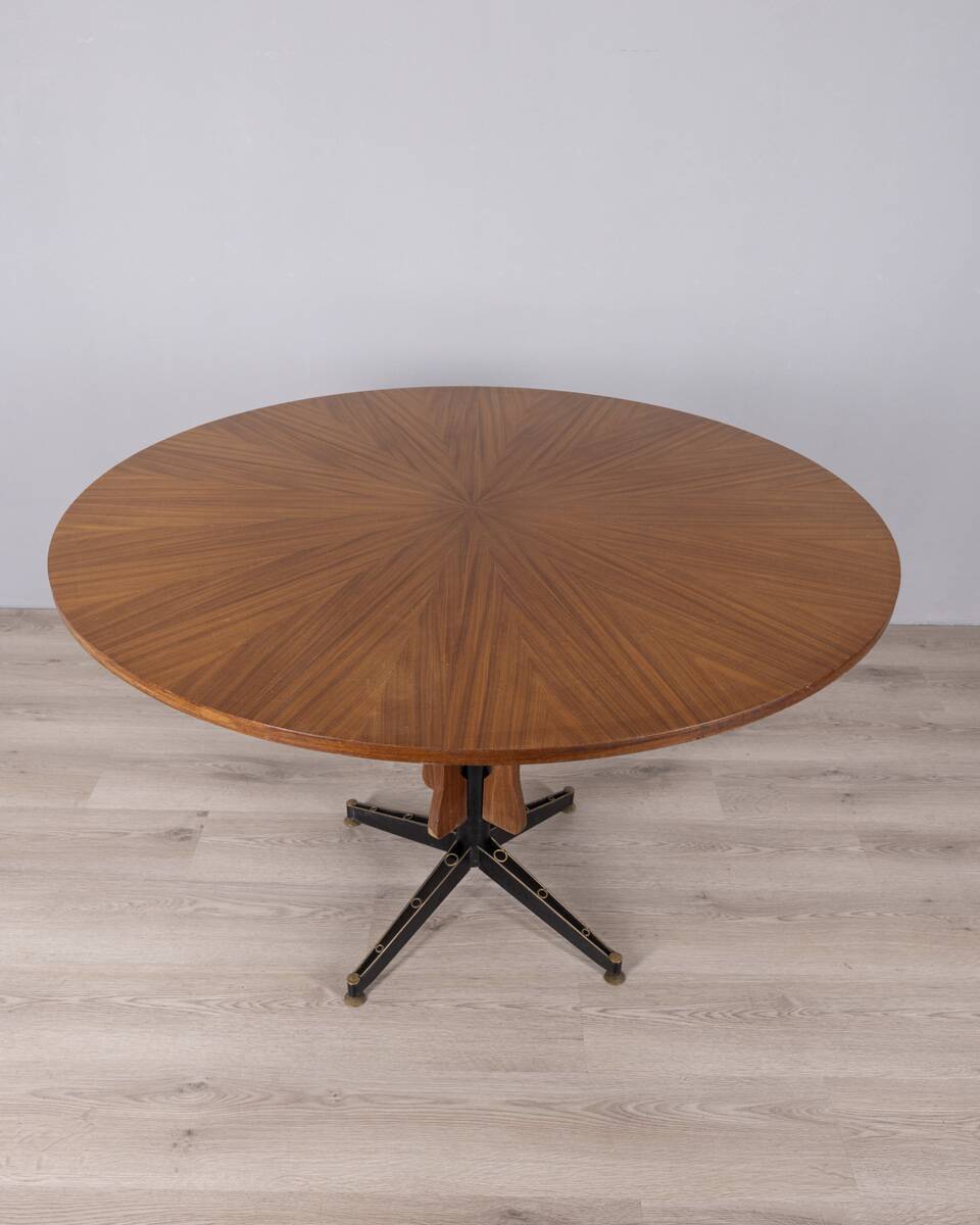 Vintage wooden round table from 1960s designed by Carlo Ratti for Lissoni