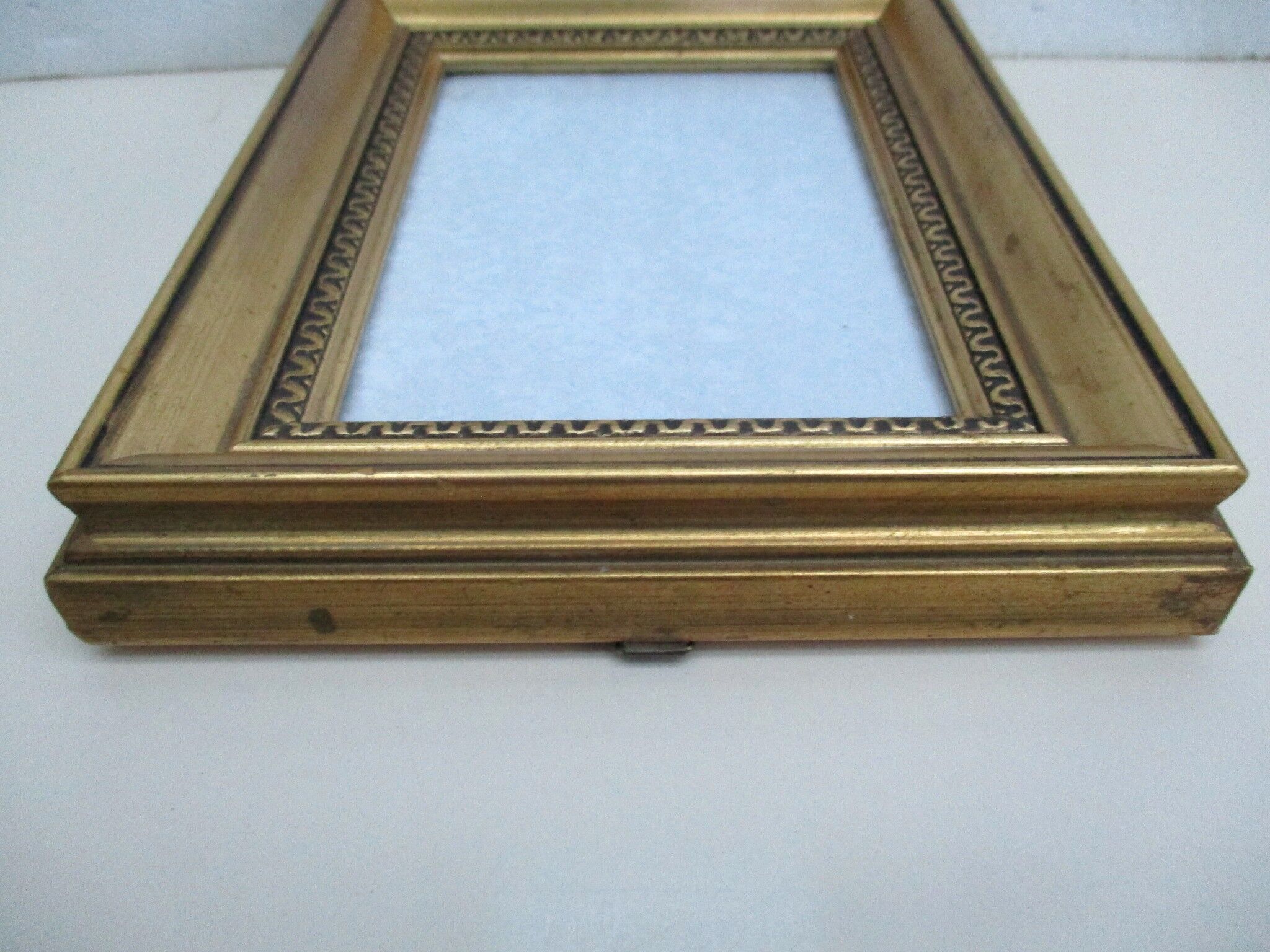 Gilded wooden frame