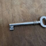 Rare Biedermeier guillotine secretary, made of walnut and marquetry.