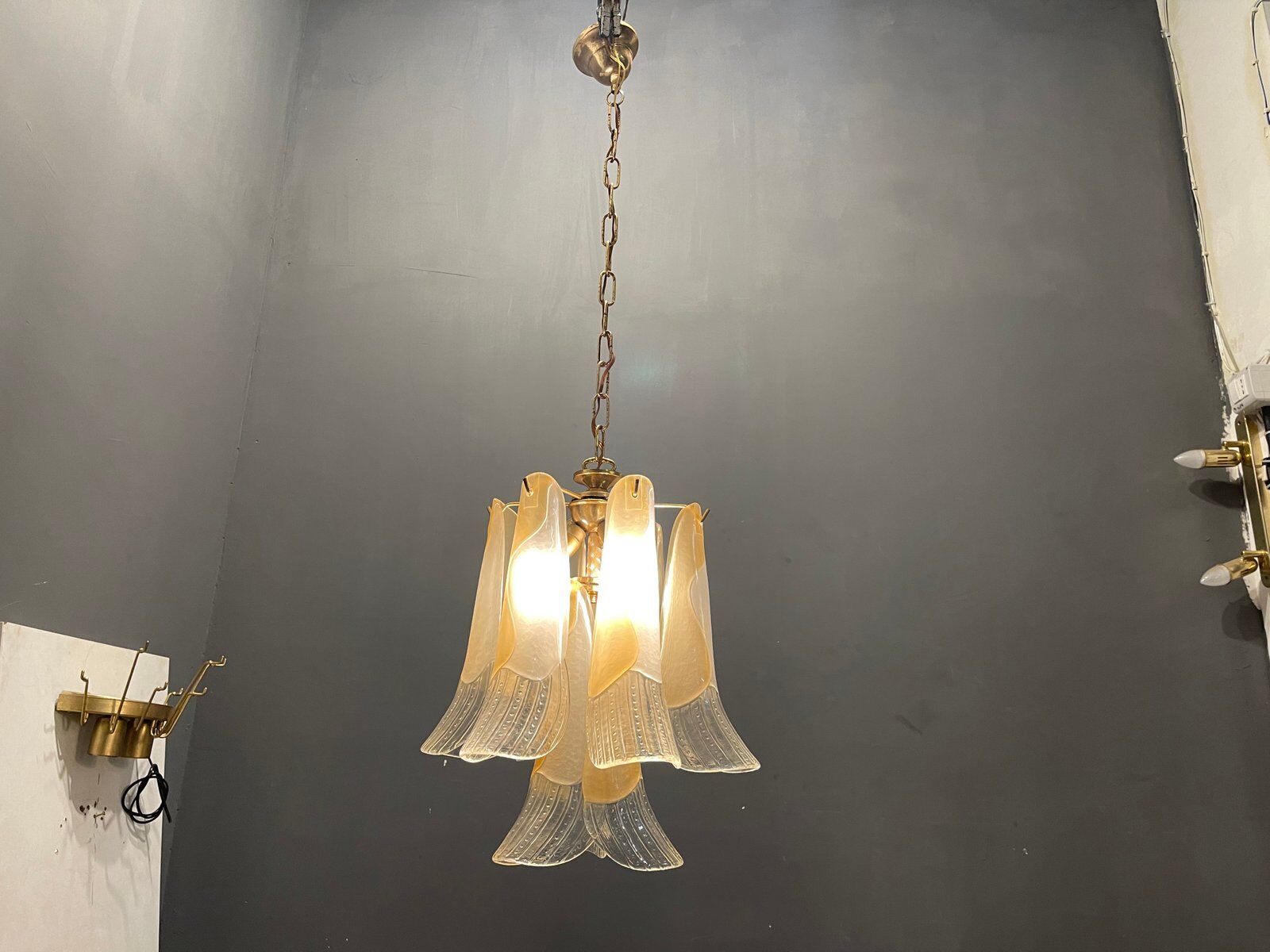 Italian Murano Glass Feather Pendant Lamp